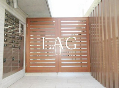 【エントランス】 | ＳＯＵ三軒茶屋Ⅱ | エントランスです。