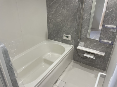 【浴室】 | 東根市六田3期【新築建売住宅】4号棟 | 広々浴室は、ゆったりとくつろいで疲れを癒す空間です。