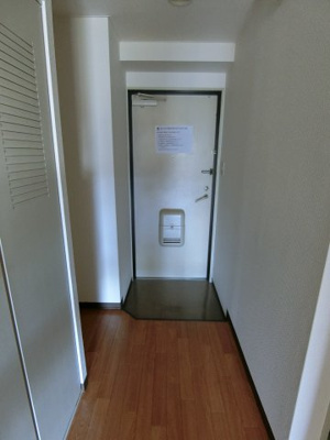 【玄関】 | ルミエールマゴジ3