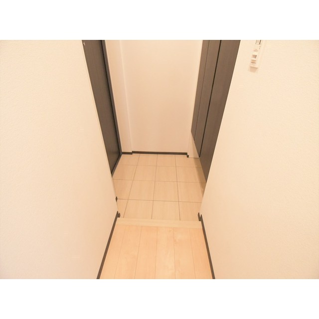 ＧＥＮＯＶＩＡ本所吾妻橋ｓｋｙｇａｒｄｅｎの玄関|明るい玄関です