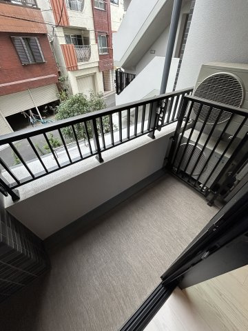 アスブルーム奥浅草のバルコニー|お洗濯にも便利なバルコニー付き