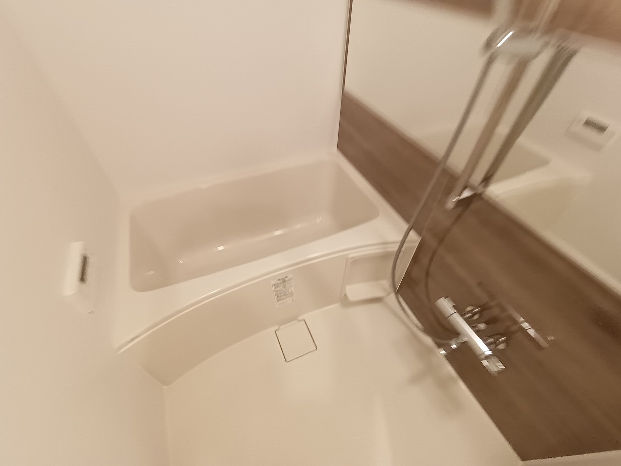 DECOR GRANDE ASAKUSAの浴室|落ち着いた空間のお風呂です