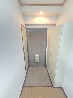 【玄関】 | フィアテル岸和田