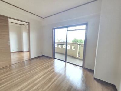 【居間・リビング】 | フィアテル岸和田