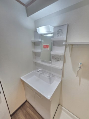 【独立洗面台】 | フィアテル岸和田