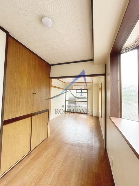 ソレイユメゾーン王子の居間・リビング|洋室のお部屋です。