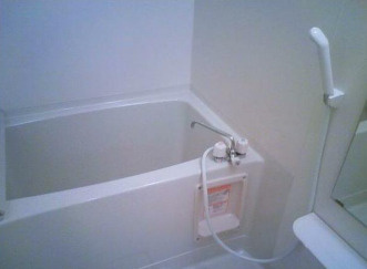 【浴室】 | フジミヤレジデンス | 浴室乾燥機付きバス。