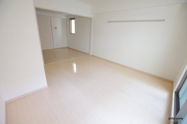 ヴィレッジ蔵人の居間・リビング