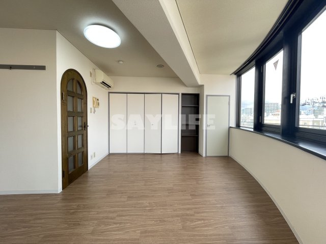 ホロン緑橋の内装