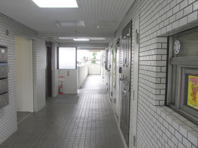 【エントランス】 | メゾンセザール32