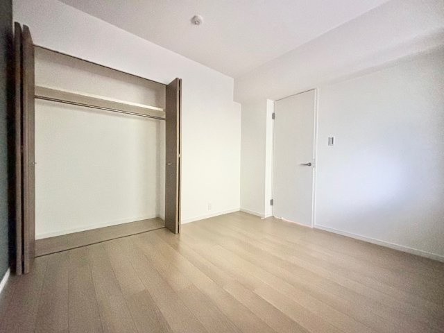 グローリアス有松北の洋室|洋室約6.0帖