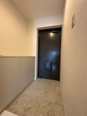 グローリアス有松北の玄関