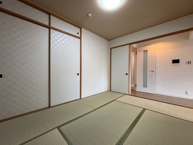 グローリアス有松北の和室|和室約6.0帖　畳表替