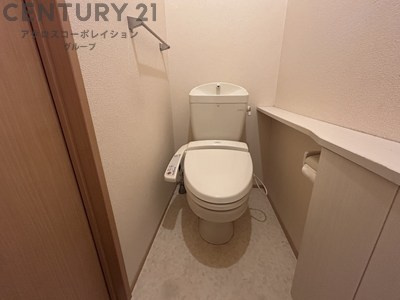 温水洗浄暖房便座機能付きトイレです！