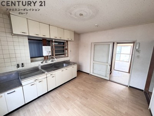 門戸岡田町貸家Ｄ棟の居間