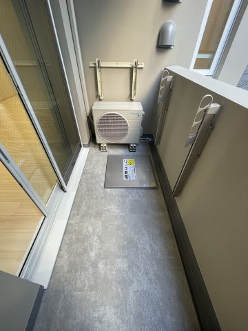 【バルコニー】