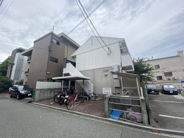 敷地内に駐輪スペースあります！