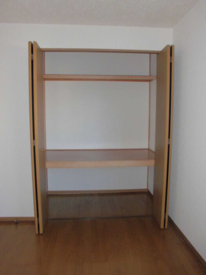 【収納】 | ロイヤルガーデンＭ Ａ/Ｂ | 収納