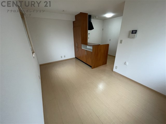 ２面採光の明るいお部屋です。