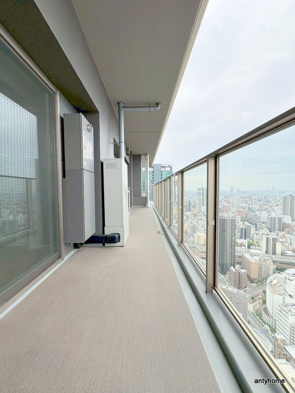 グランドメゾン新梅田タワー THE CLUB RESIDENCEのバルコニー