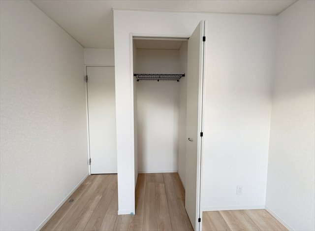 【収納】 | 新座市畑中2丁目　新築一戸建住宅　全3棟　(志木本店) | クローゼット