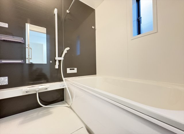 【浴室】 | 新座市畑中2丁目　新築一戸建住宅　全3棟　(志木本店) | 一日の疲れを癒すバスルーム。