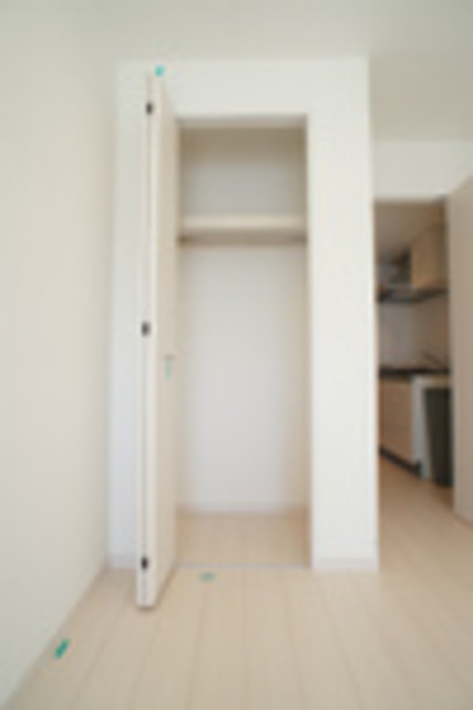 リブリ・与野の収納|クローゼットタイプの収納です。