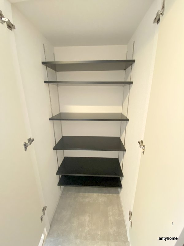 セレニテ十三ミラク 　仲介手数料無料の収納