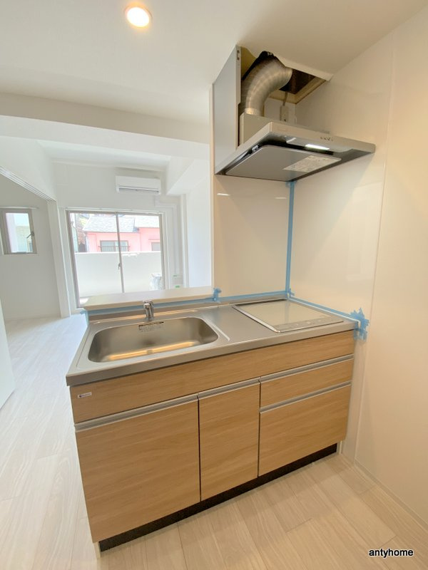 セレニテ十三ミラク 　仲介手数料無料のキッチン