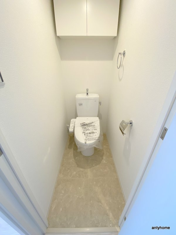 セレニテ十三ミラク 　仲介手数料無料のトイレ