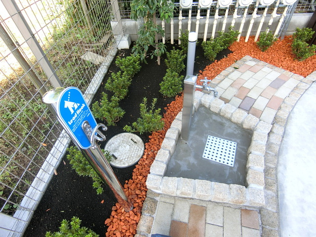 エーデルガーデン小金井のその他共用部分|★ペット洗い場・リードフック★