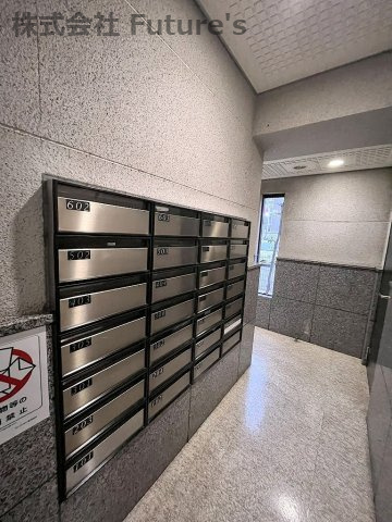 セレスト吉川の設備|集合ポスト