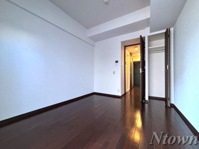 【その他】 | ライジングコート名古屋駅前東 | ゆったりとしたリビングです