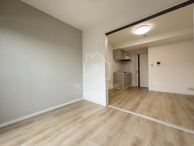 クローバー・レジデンス弁天町の居間・リビング