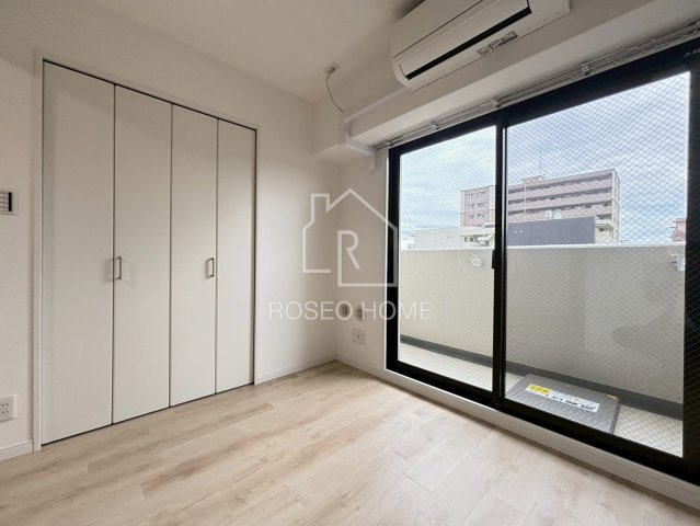 クローバー・レジデンス弁天町の洋室