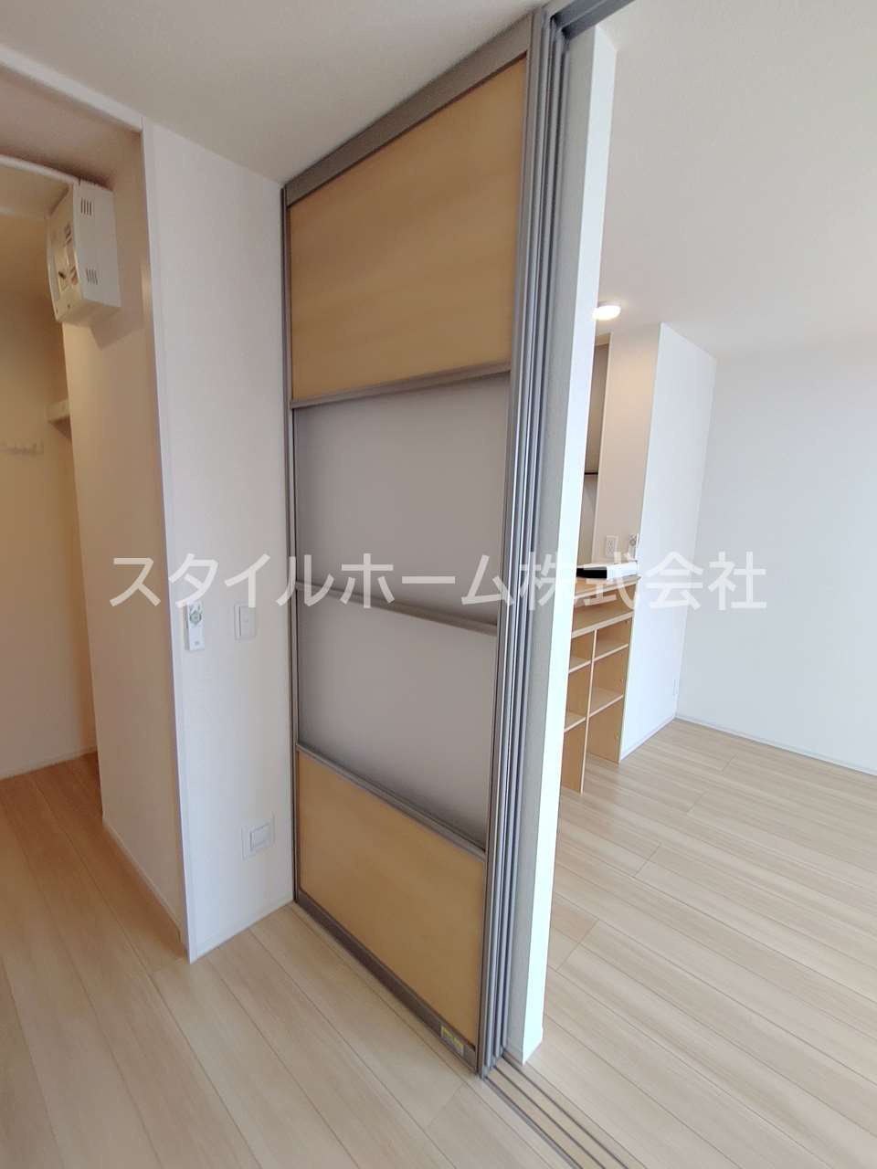 豊橋ウエスト１　Aの玄関