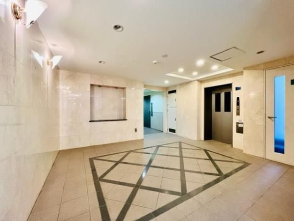 バンクサイドコート常盤のエントランス