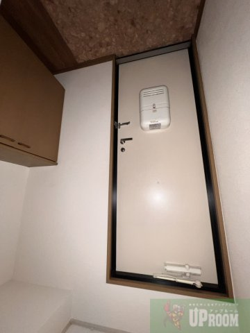 カーサ中央の玄関