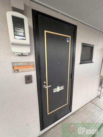 カーサ中央の玄関