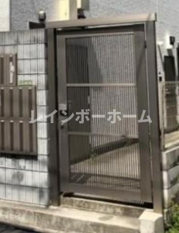 サークルハウス北千住のエントランス