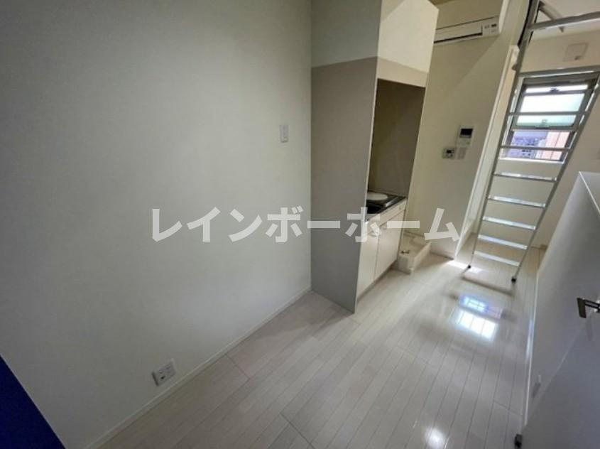 サークルハウス北千住の居間・リビング|※別部屋参照写真になります。