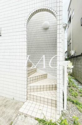 【その他共用部分】 | ドミール池尻 | 共用階段です。