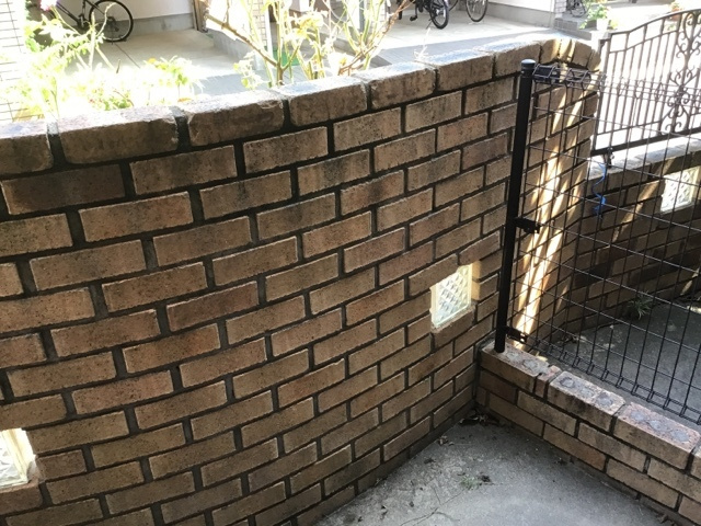 メゾンエルミタージュのバルコニー