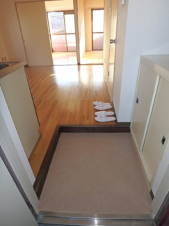 【玄関】 | NCKビル | ※同物件別部屋の写真になります。