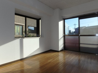 【洋室】 | NCKビル | ※同物件別部屋の写真になります。