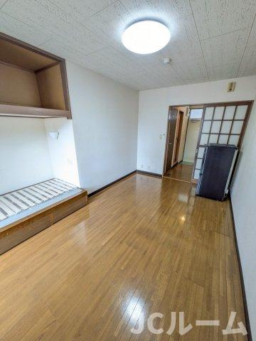 柏崎市穂波町のアパートの寝室