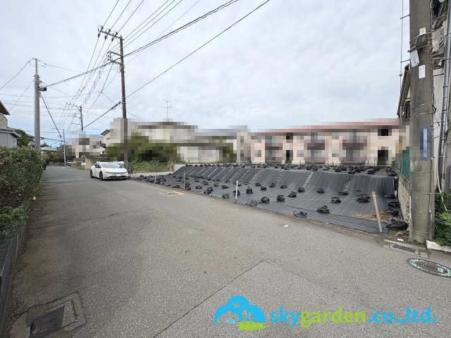 藤沢市鵠沼藤が谷4丁目　土地　全3区画C区画の前面道路含む現地写真|令和7年10月23日撮影