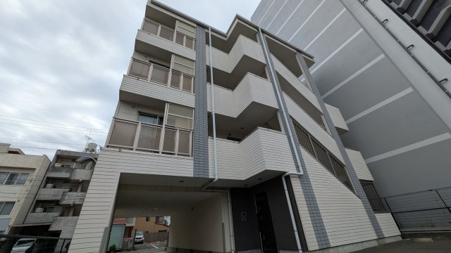 ホワイトキューブの外観|ホワイトキューブ