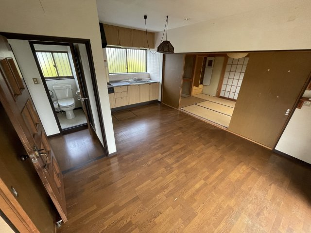 茂原市千町　売戸建住宅の居間・リビング