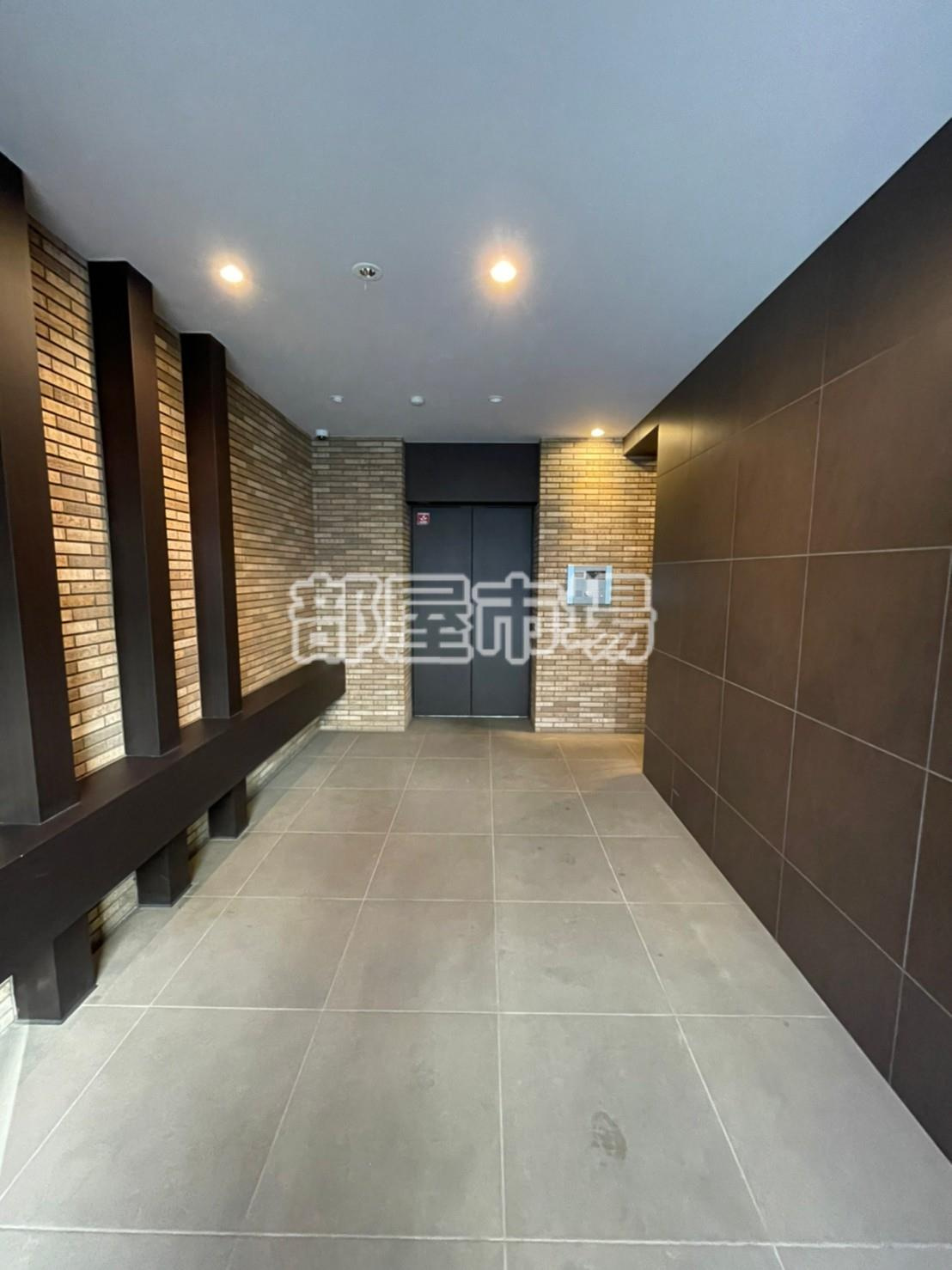 アイル・イムーブル西日暮里のロビー